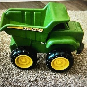 Tomy “John Deere” green plastic Dump Truck 6”